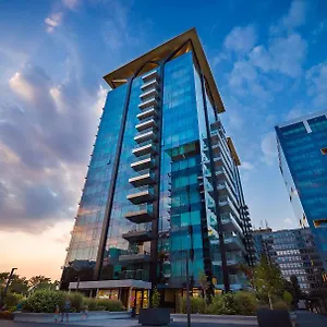 One Luxury בוקרשט
